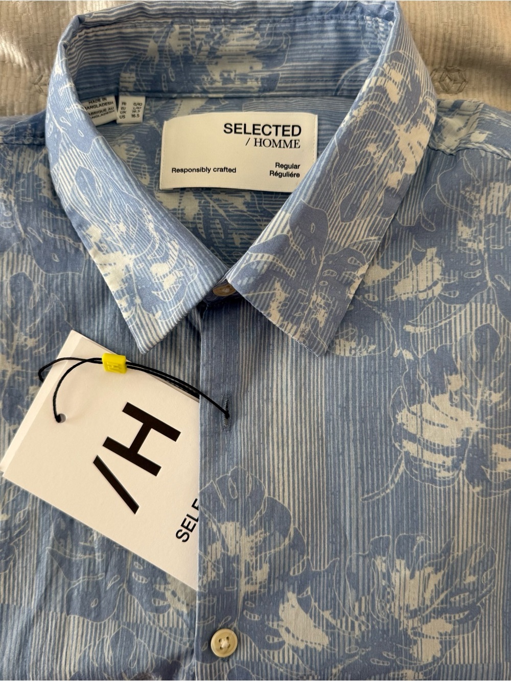 Selected Homme Men's Blue Floral Short-Sleeve Button-Down Shirt